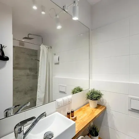 Shortstaypoland Wilcza Warsaw Exterior photo